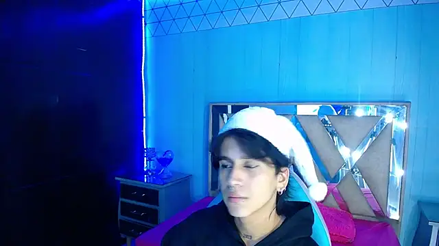 alex 477 online show from December 18, 11:27 am