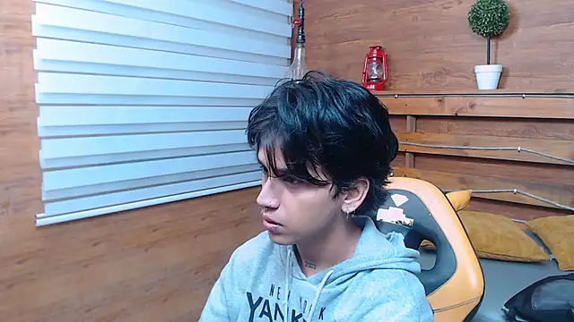 alex 477 online show from January 14, 11:38 am