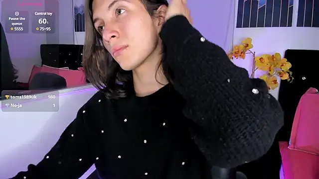 Snapshot of Feniix__ chatting on January 10, 7:14 am Feniix online show from January 10, 7:14 am