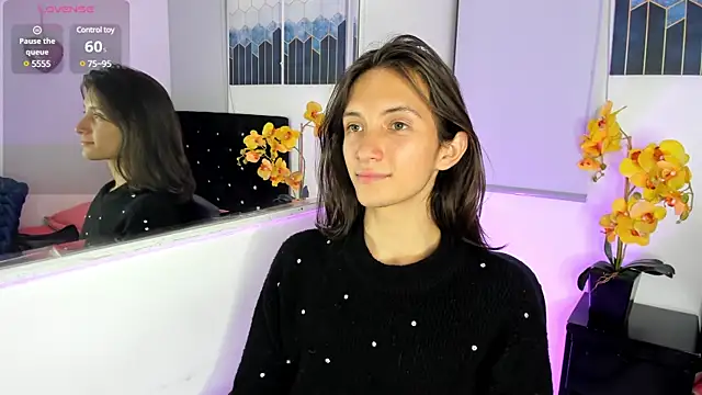 Snapshot of Feniix__ chatting on January 11, 3:23 am Feniix online show from January 11, 3:23 am