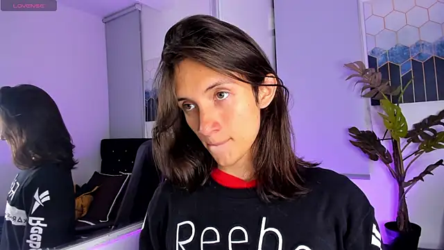 Snapshot of Feniix__ chatting on January 30, 3:33 am Feniix online show from January 30, 3:33 am