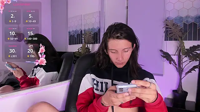 Snapshot of Feniix__ chatting on February 11, 3:50 am Feniix online show from February 11, 3:50 am