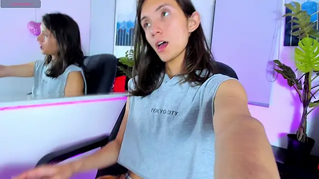 Snapshot of Feniix__ chatting on March 23, 3:21 am Feniix online show from March 23, 3:21 am