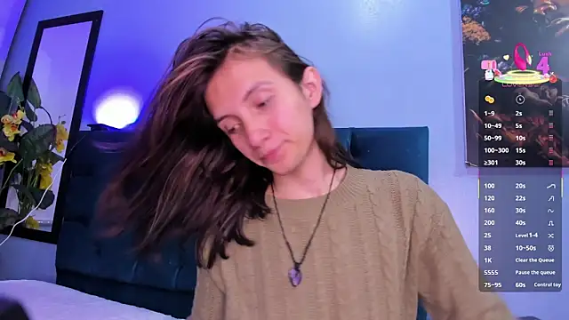 Snapshot of Feniix__ chatting on September 27, 4:17 am Feniix online show from September 27, 4:17 am