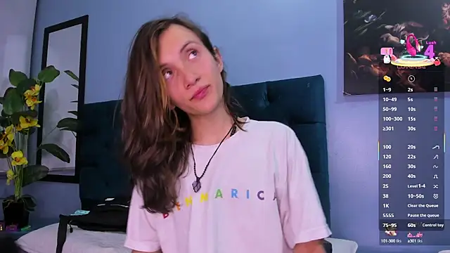 Snapshot of Feniix__ chatting on September 30, 5:23 am Feniix online show from September 30, 5:23 am