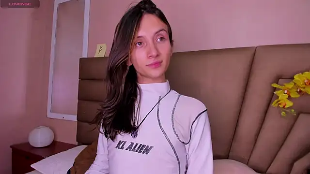 Snapshot of Feniix__ chatting on October 21, 4:57 am Feniix online show from October 21, 4:57 am