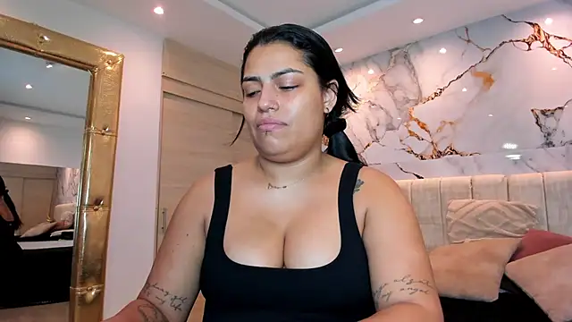 kiana cream online show from June 1, 11:56 am
