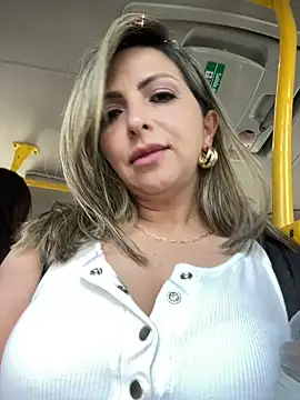  Abril-Office1 online show from December 24, 2:22 pm