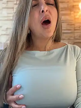  Abril-Office1 online show from January 12, 7:52 pm