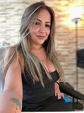  Abril-Office1 online show from February 16, 3:30 pm