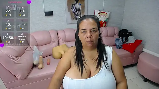 Snapshot of Penelope_Nipples_ chatting on December 27, 11:50 am Penelope Nipples online show from December 27, 11:50 am