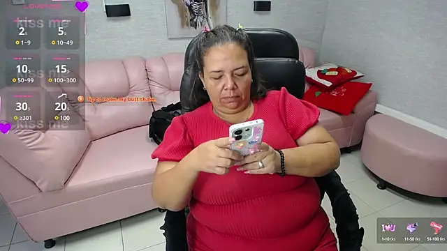 Snapshot of Penelope_Nipples_ chatting on January 16, 11:58 am Penelope Nipples online show from January 16, 11:58 am