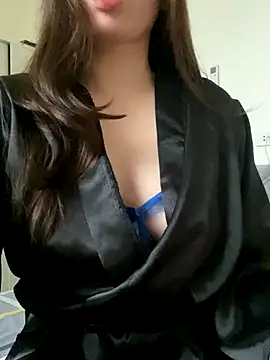 Snapshot of Ruby_bear chatting on November 4, 4:33 am Ruby bear online show from November 4, 4:33 am