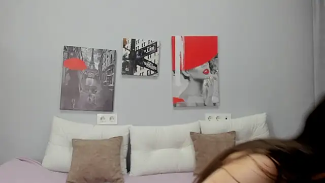 Tiny JuJu online show from November 9, 4:55 am