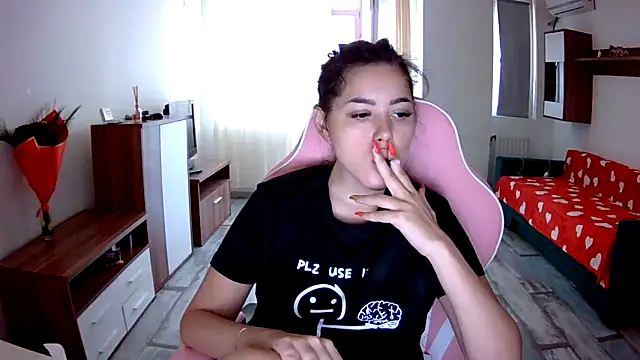 LovelyJulliette online show from September 25, 12:31 pm