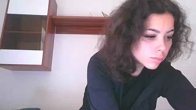 LovelyJulliette online show from October 14, 12:06 pm