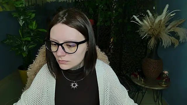 Snapshot of VeliraBraitberg chatting on May 17, 8:23 am VeliraBraitberg online show from May 17, 8:23 am