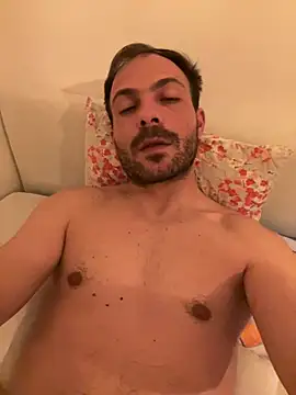 Snapshot of Adventurehotman chatting on March 13, 2:27 am Adventurehotman online show from March 13, 2:27 am