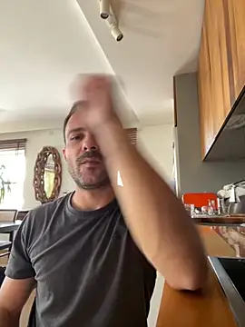 Snapshot of Adventurehotman chatting on September 10, 12:27 pm Adventurehotman online show from September 10, 12:27 pm