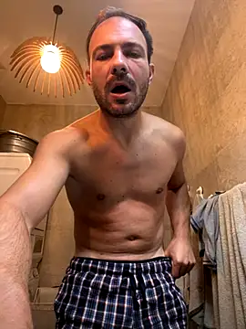 Snapshot of Adventurehotman chatting on September 11, 8:03 am Adventurehotman online show from September 11, 8:03 am