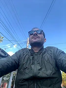 Snapshot of Adventurehotman chatting on October 9, 12:25 pm Adventurehotman online show from October 9, 12:25 pm