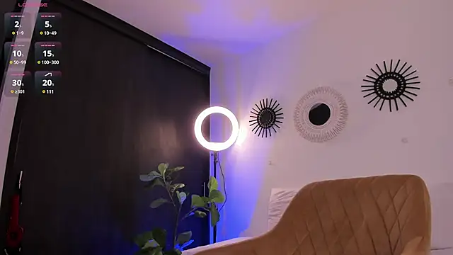 SexyCharlize08 online show from December 3, 12:57 am