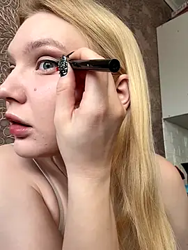 Snapshot of AmmyHot chatting on October 31, 4:13 am AmmyHot online show from October 31, 4:13 am