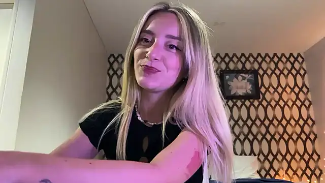 SirenaBelle online show from March 13, 10:26 am