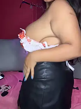 Snapshot of Playful__Princess chatting on February 2, 1:30 pm Playful  Princess online show from February 2, 1:30 pm