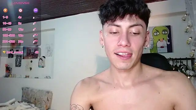 Snapshot of Amahd696 chatting on November 21, 5:39 am Amahd696 online show from November 21, 5:39 am