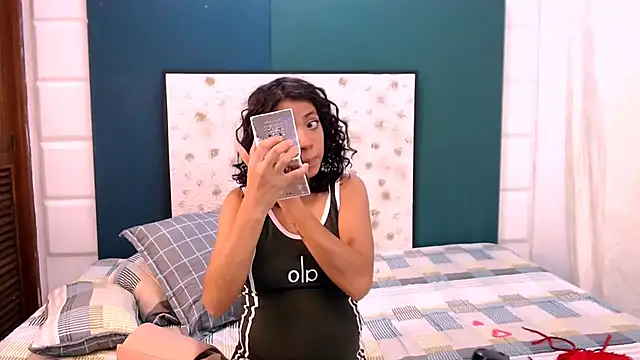 Snapshot of InkedSabrina chatting on February 15, 10:21 pm InkedSabrina online show from February 15, 10:21 pm