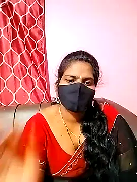Snapshot of melina214 chatting on December 24, 8:16 pm melina214 online show from December 24, 8:16 pm