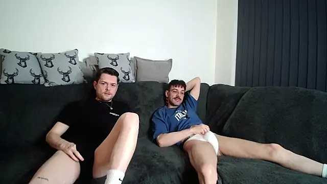 twotwinkhusbandss online show from February 1, 5:55 pm