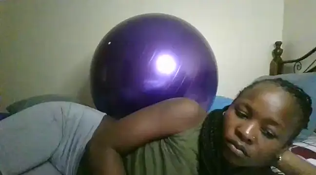 Sonnia  online show from February 20, 2:13 pm