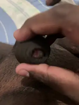 cuteboyllc online show from February 3, 1:40 pm