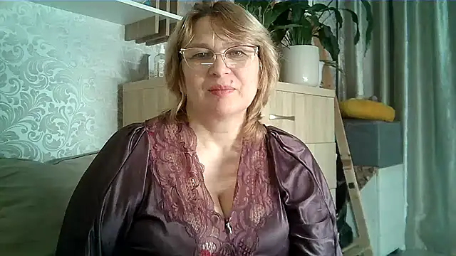 Aline LoveFlowers online show from December 13, 9:53 pm