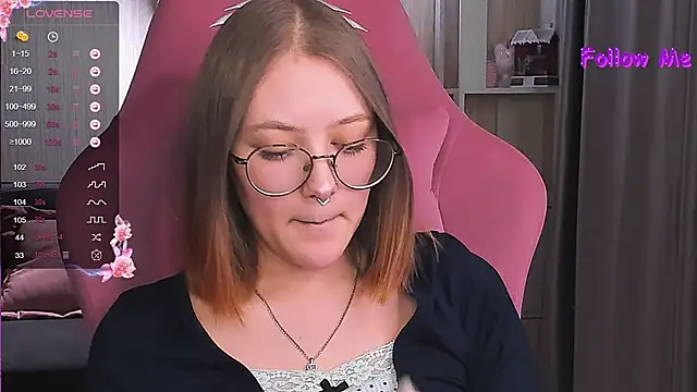 bunny bubble online show from December 21, 9:25 pm