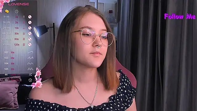 bunny bubble online show from February 26, 9:58 pm