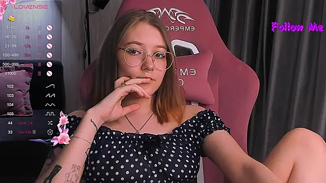 bunny bubble online show from February 27, 1:05 am