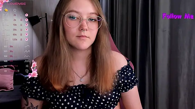 bunny bubble online show from October 5, 10:29 pm