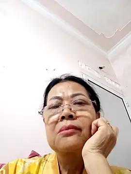 Hotestlove online show from December 2, 6:41 am