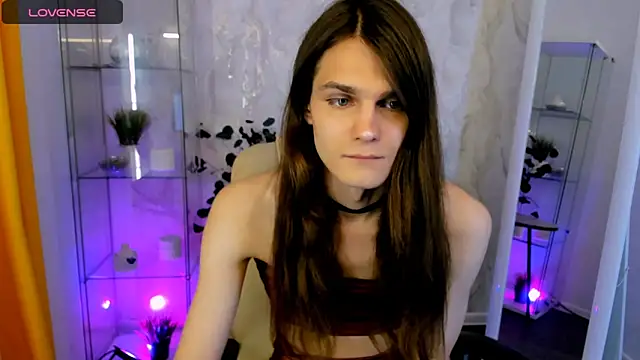 Snapshot of Will_Will_ chatting on October 15, 5:51 am Will Will online show from October 15, 5:51 am