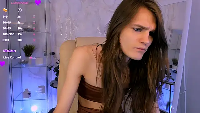 Snapshot of Will_Will_ chatting on November 28, 9:50 pm Will Will online show from November 28, 9:50 pm