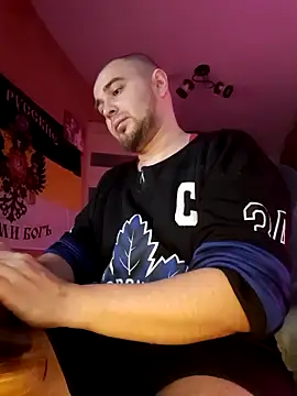 Foxyshaved online show from March 16, 4:41 am