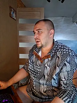 Foxyshaved online show from April 18, 7:56 am