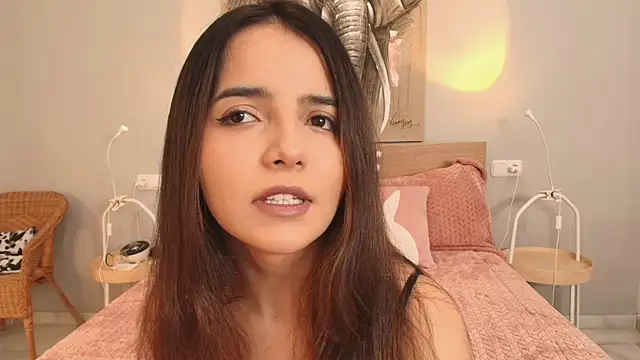 Raychell Black online show from January 19, 10:06 pm