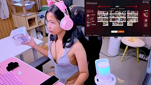 Kana G online show from April 12, 7:13 am