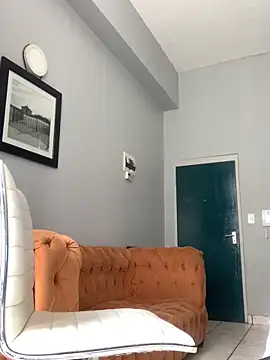 slimcateee online show from March 13, 9:43 am