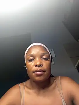 slimcateee online show from October 3, 7:55 pm