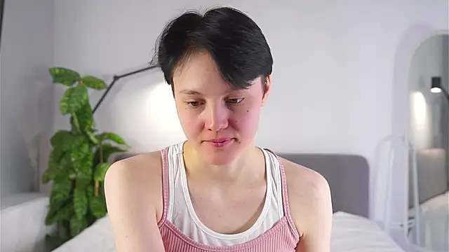 MaryCoopeer online show from March 15, 8:15 am